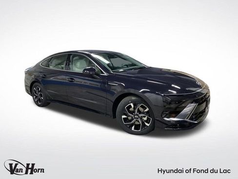 New 2025 Hyundai Sonata SEL image 1
