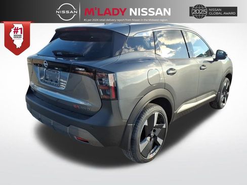New 2026 Nissan Kicks SR image 7