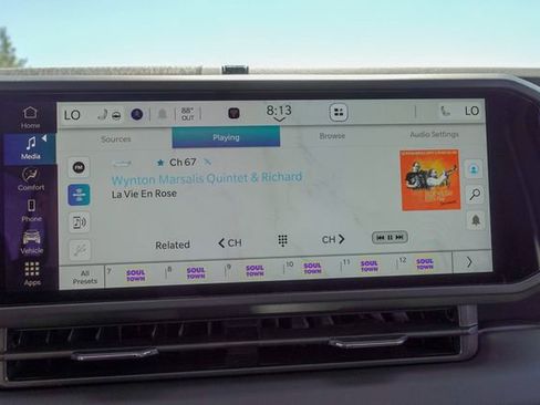 New 2025 Jeep Gladiator Sport image 22