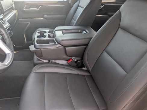 Used 2026 GMC Sierra 1500 SLT AWD/4WD image 14