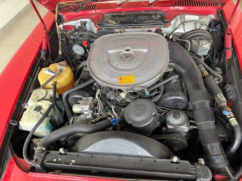 Used 1988 Mercedes-Benz 560 SL image 39