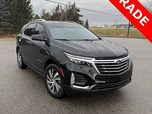 Used 2024 Chevrolet Equinox Premier image 2