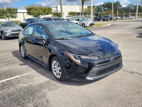 New 2026 Toyota Corolla LE image 2