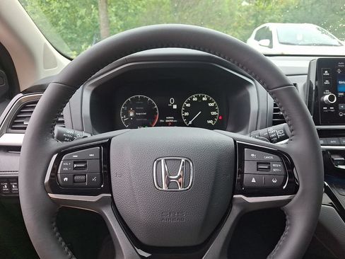 Used 2026 Honda Odyssey Touring image 20