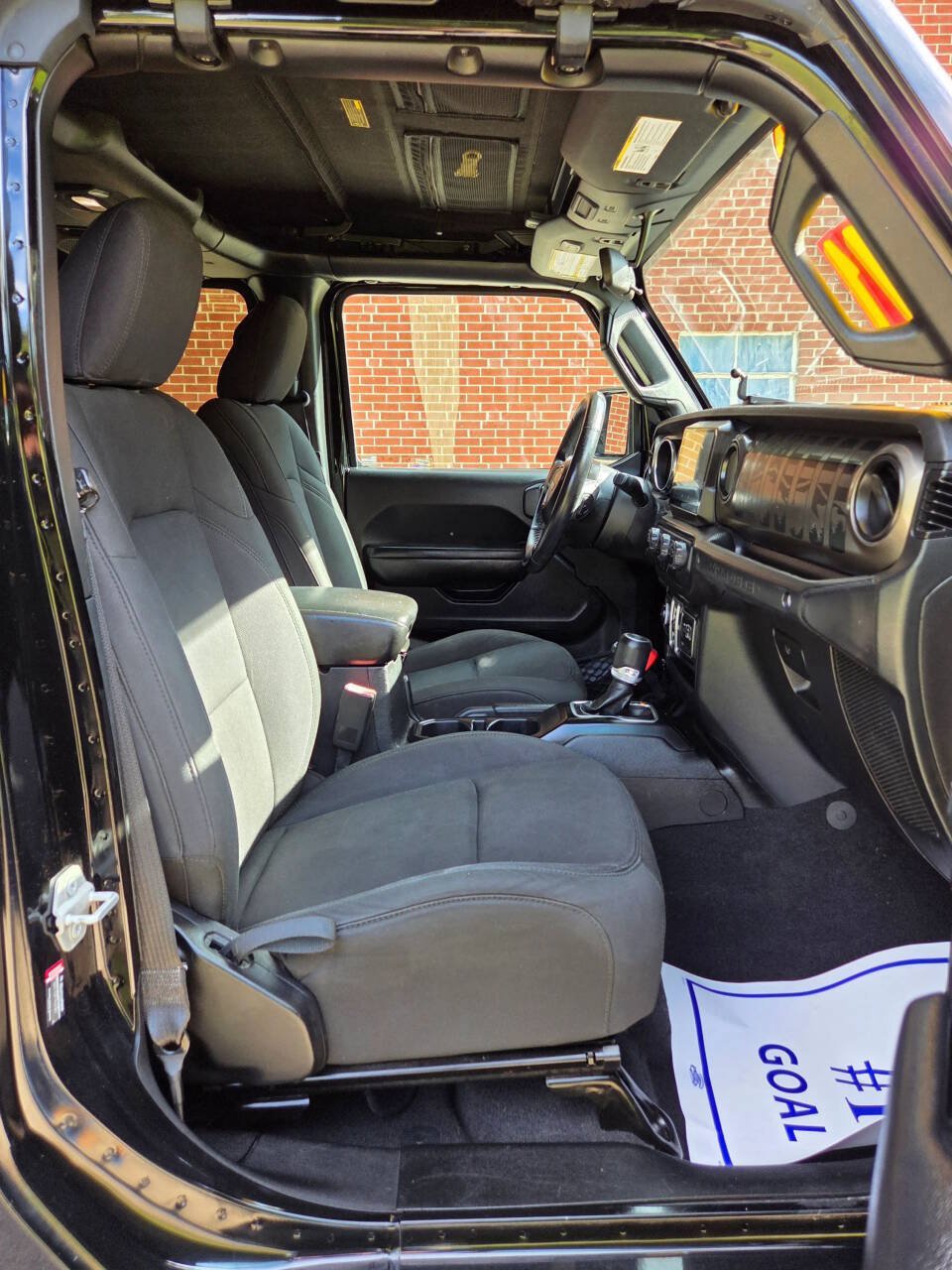 Used 2018 Jeep Wrangler Unlimited Sport S AWD/4WD image 14