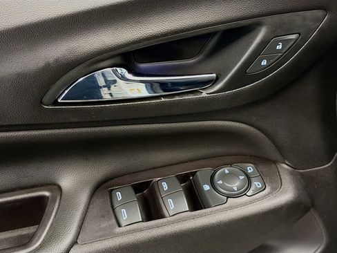 Used 2022 Chevrolet Equinox LT FWD image 19