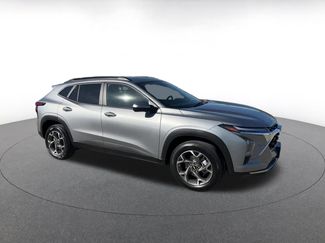 Used 2025 Chevrolet Trax LT video 2