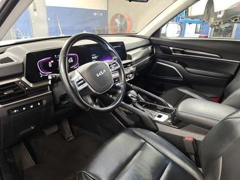 Certified 2025 Kia Telluride S AWD/4WD image 13