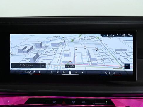 Used 2023 BMW 740i w/ Parking Assistance Package image 13