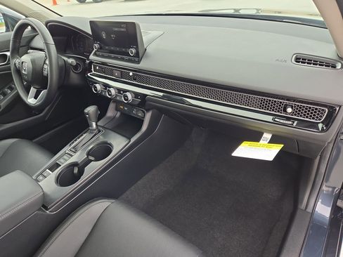Used 2024 Honda Civic EX-L image 32
