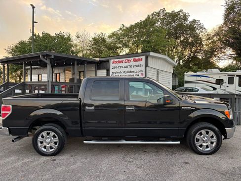Used 2012 Ford F150 XLT w/ XLT Chrome Pkg image 2