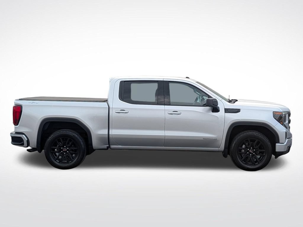 Used 2022 GMC Sierra 1500 Elevation AWD/4WD image 2