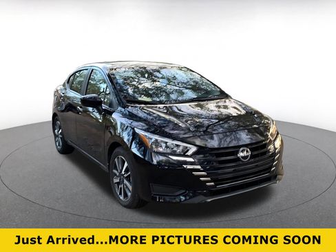 Used 2025 Nissan Versa SV w/ Trunk Package image 1