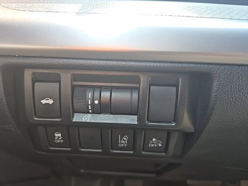 Used 2019 Subaru Legacy 2.5i Premium w/ Popular Package #2A AWD/4WD image 21