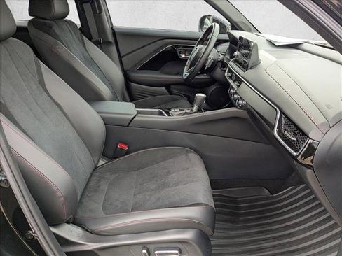 Certified 2025 Acura ADX A-Spec image 21