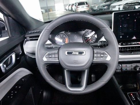 Used 2024 Jeep Compass Limited w/ Sun and Sound Group image 8