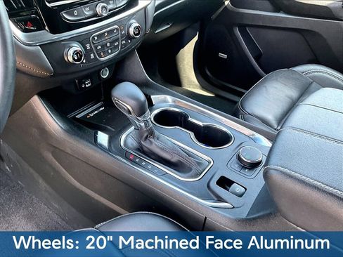 Used 2023 Chevrolet Traverse LT w/ LT Premium Package AWD/4WD image 23