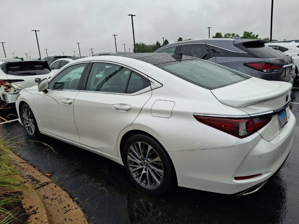 Used 2021 Lexus ES 350 w/ Premium Package FWD image 3