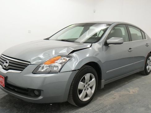 Used 2008 Nissan Altima 2.5 S w/ Convenience Pkg FWD image 3
