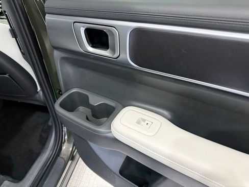 Used 2025 Hyundai Santa Fe SEL image 32