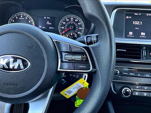 Used 2020 Kia Optima LX image 18