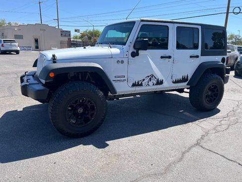 Used 2017 Jeep Wrangler Unlimited Sport w/ Quick Order Package 24S AWD/4WD image 10