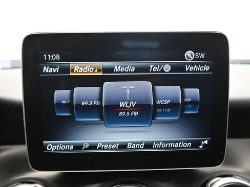 Used 2019 Mercedes-Benz GLA 250 4MATIC image 17