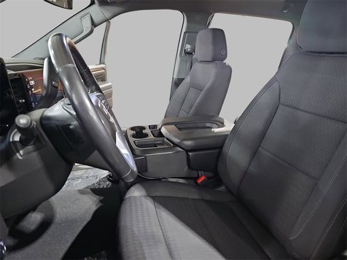 Certified 2022 GMC Sierra 1500 SLE image 15