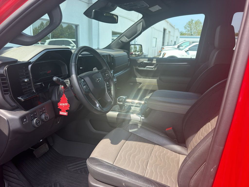 Used 2024 Chevrolet Silverado 1500 ZR2 w/ LPO, Dark Essentials Package AWD/4WD image 10