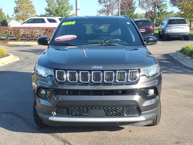 Certified 2024 Jeep Compass Limited AWD/4WD image 2