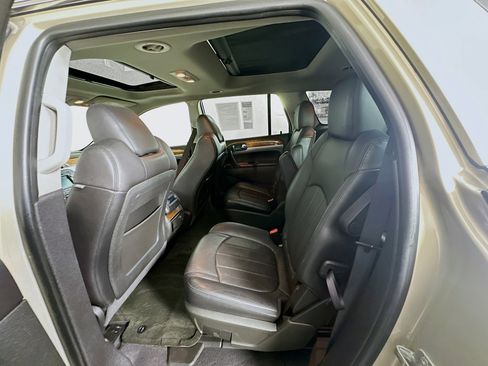 Used 2012 Buick Enclave Leather image 28
