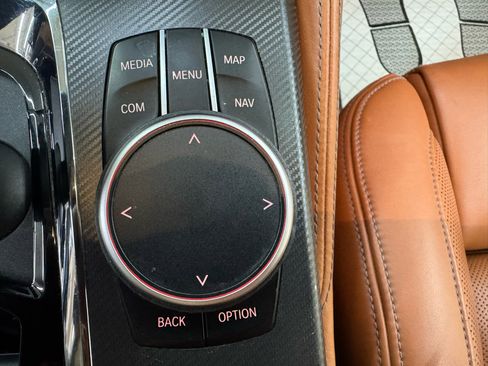 Used 2020 BMW M5 w/ Executive Package image 38