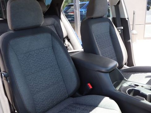 Used 2022 Chevrolet Equinox LT FWD image 12