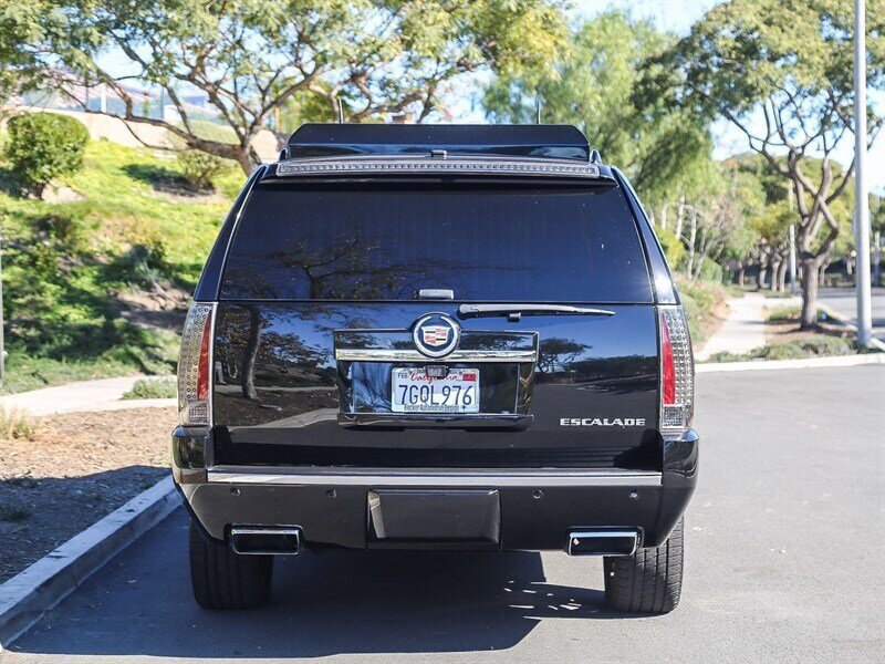 Used 2014 Cadillac Escalade ESV Premium AWD/4WD image 5