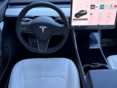 Used 2019 Tesla Model 3 Long Range image 14