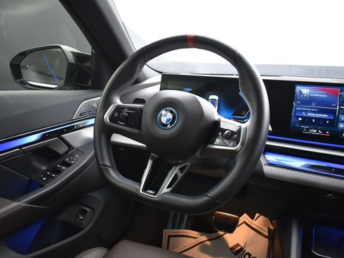 Used 2024 BMW i5 M60 image 20