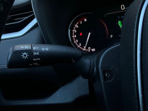 Used 2025 Toyota RAV4 XLE image 36