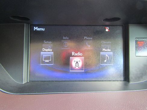 Used 2016 Lexus ES 350 w/ Premium Package w/Wood Trim FWD image 18