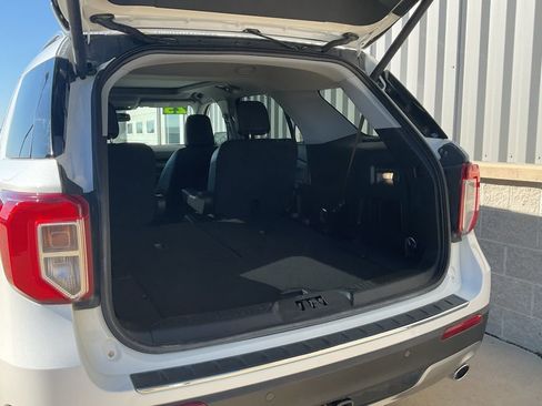Used 2023 Ford Explorer Limited w/ Equipment Group 301A image 26