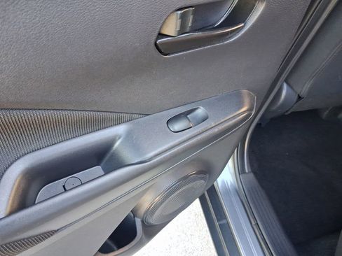 Used 2023 Nissan Kicks S FWD image 12