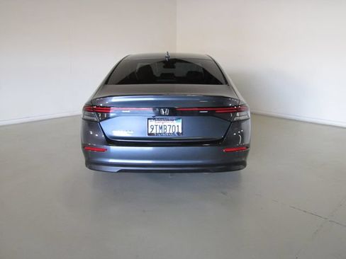 Certified 2025 Honda Accord LX image 22