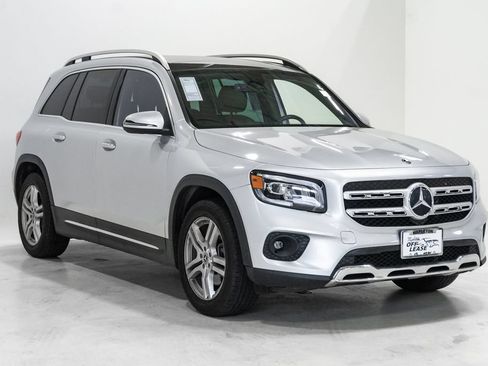 Used 2020 Mercedes-Benz GLB 250 4MATIC image 6