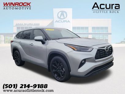 Used 2023 Toyota Highlander LE