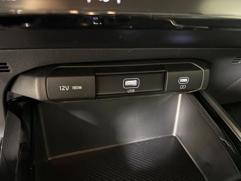 New 2026 Kia Niro LX FWD image 29