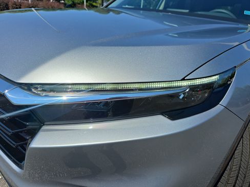 Used 2024 Honda CR-V EX image 30