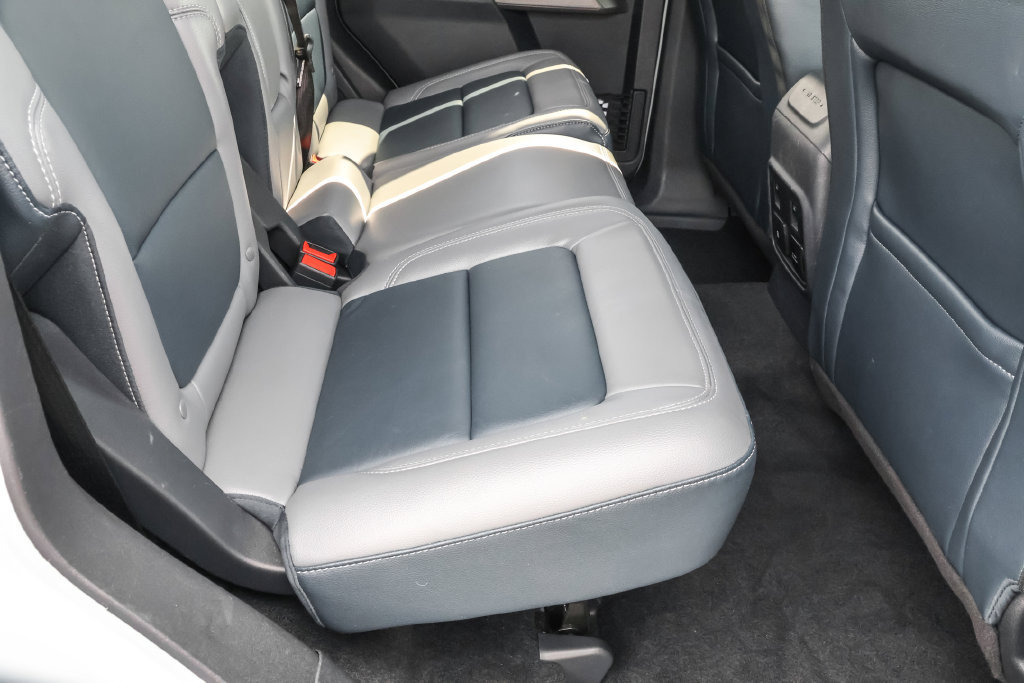 Used 2022 Ford Bronco Outer Banks AWD/4WD image 35