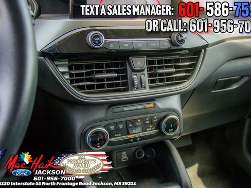 Certified 2025 Ford Escape Active AWD/4WD image 15