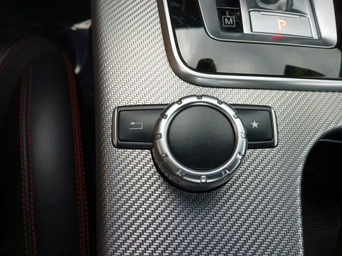 Used 2017 Mercedes-Benz SLC 43 AMG image 13