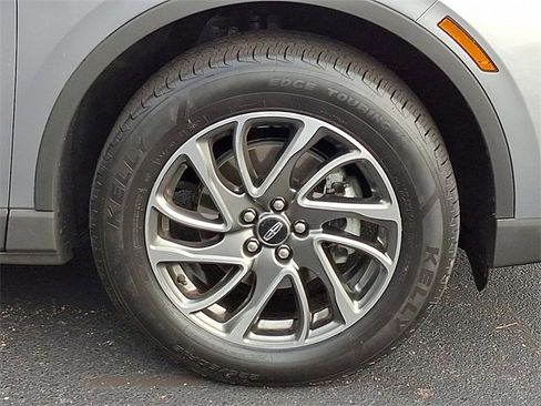 Used 2021 Lincoln Corsair w/ Equipment Group 101A image 8