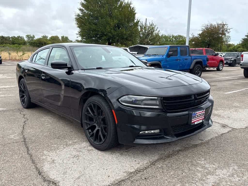 Used 2016 Dodge Charger SXT w/ Rallye Group RWD image 6